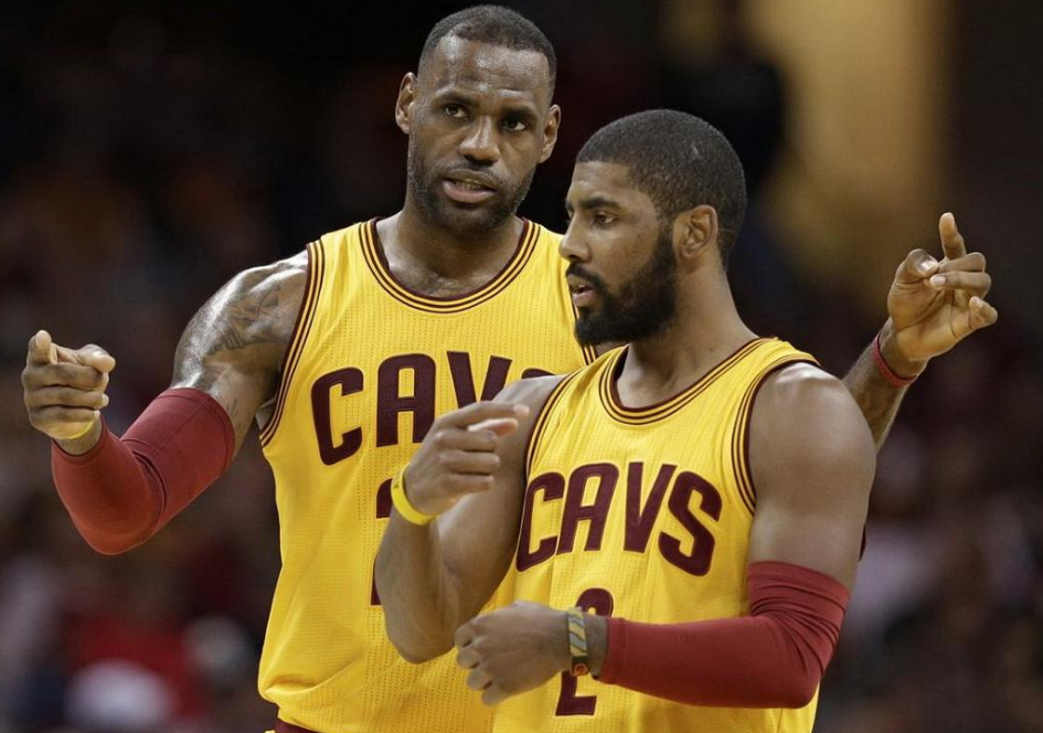  詹姆斯再创纪录，生涯总分破四万  