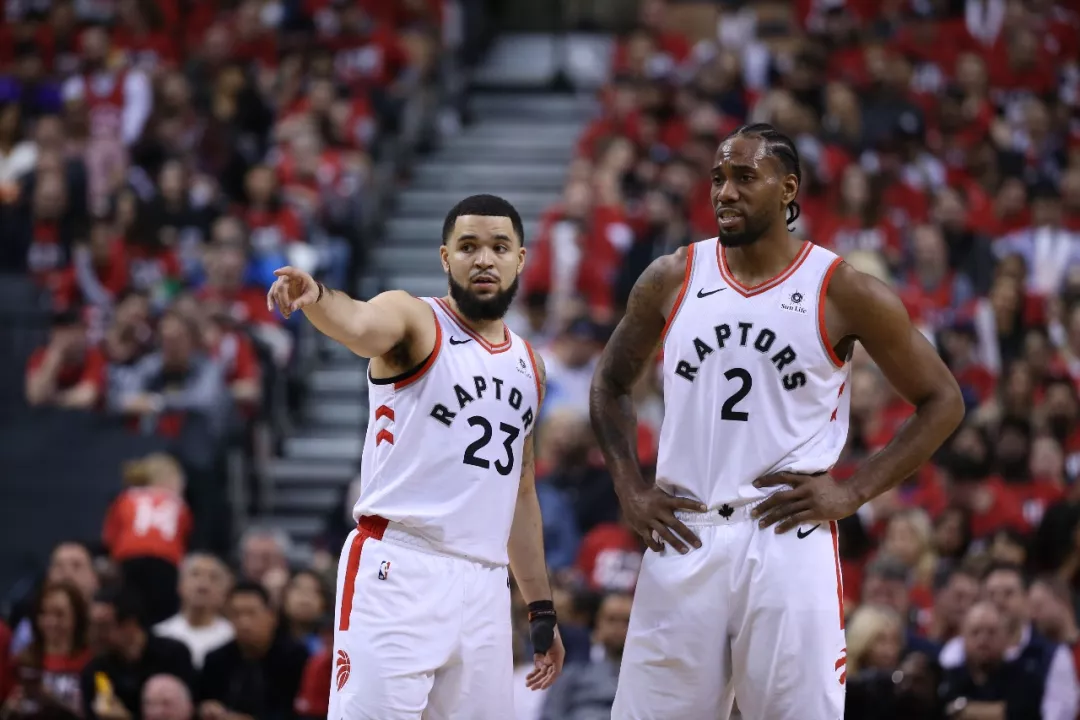  范弗利特关键三分猛龙逆转步行者止连败  