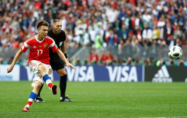  昂热定位球战术显威力，头槌接力破门拿下关键三分